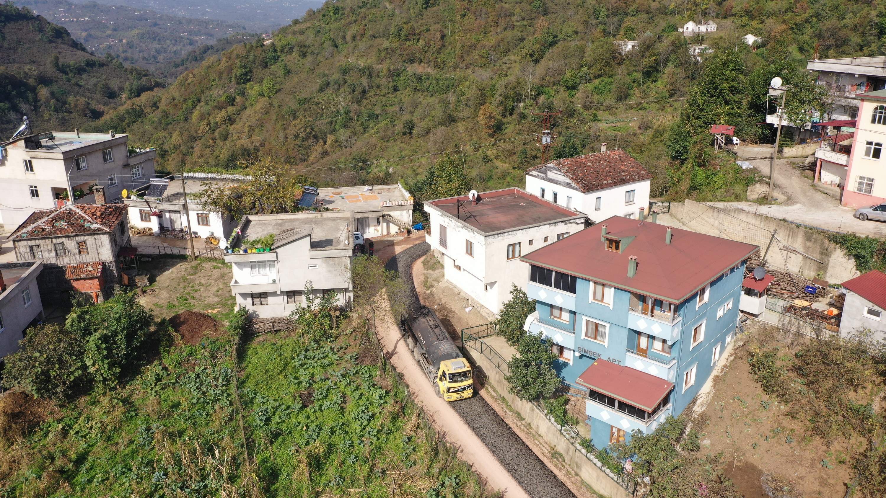 FATSA DEREYURT MAHALLESİ’NDE ASFALT SEVİNCİ